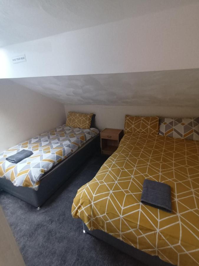 Strides Hotel Μπλάκπουλ Εξωτερικό φωτογραφία