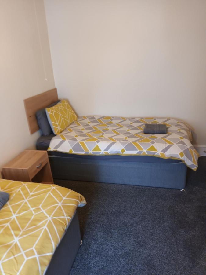 Strides Hotel Μπλάκπουλ Εξωτερικό φωτογραφία